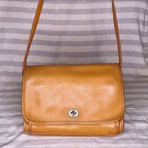 Vintage *Rare* Coach Ridgefield Purse